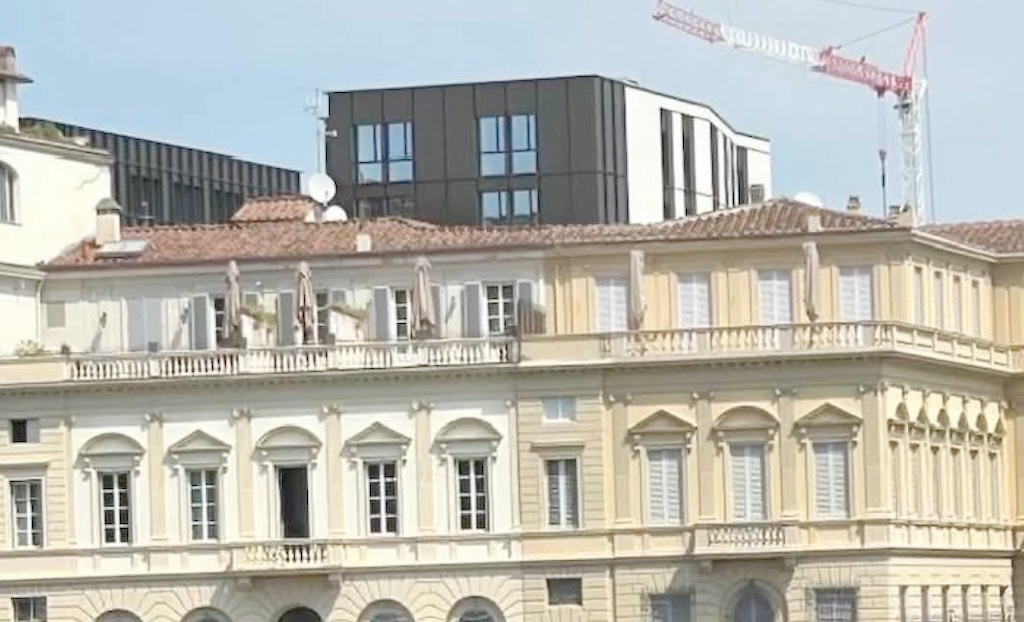 Cubo Nero a Firenze